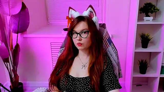 CarolGiggly webcam