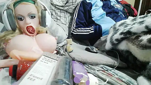messi_syssy live cam on StripChat