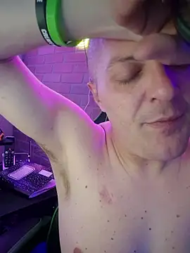 chronic_vibez live cam on StripChat