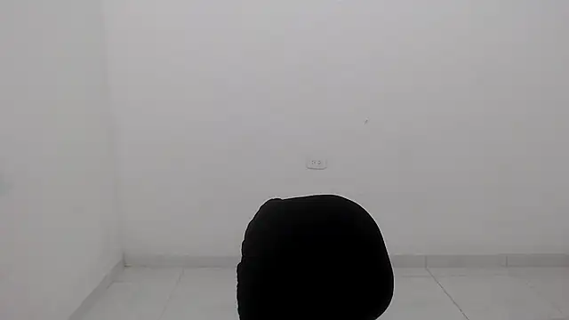 estefania224 live cam on StripChat