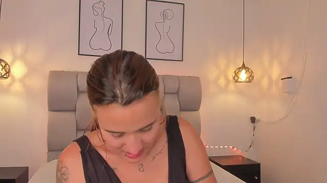 Susan-Sweet-7 live cam on StripChat