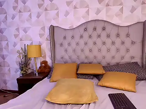 Sofia_Blosom webcam