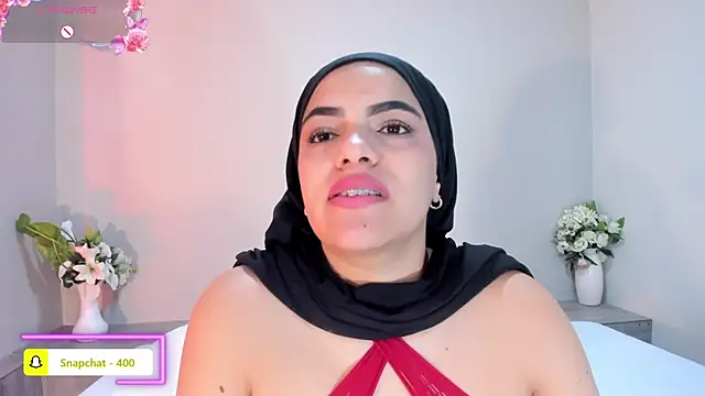 Umarani_ live cam on StripChat