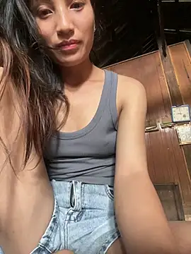 Linny_sexy live cam on StripChat