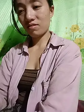 an-orphan live cam on StripChat