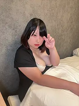 shino_n642 live cam on StripChat