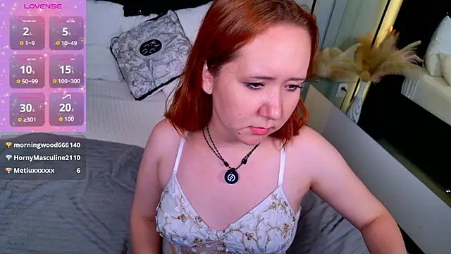 Daisy_Daylark live cam on StripChat