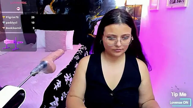 Miss_Kloee live cam on StripChat