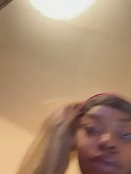 Biancababygirll live cam on StripChat