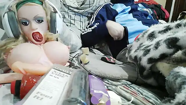 messi_syssy live cam on StripChat