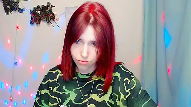 GuessMe___ live cam on StripChat