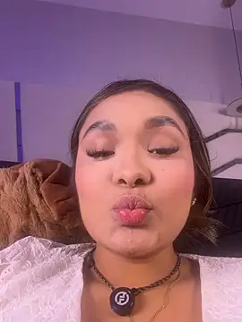 Kendall__evanss live cam on StripChat