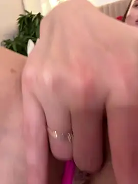 LillyNatty18 webcam