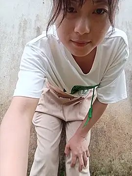 Linda-yiyi webcam