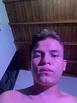 _Leo_Boy webcam