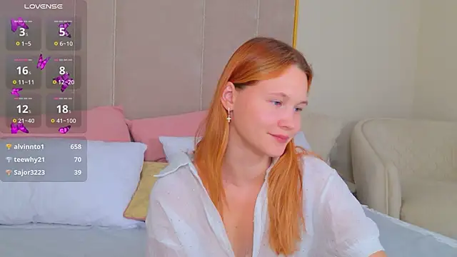 AmeliRoyse webcam