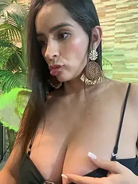 Mau_White webcam
