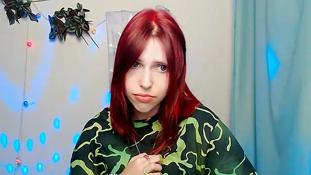 GuessMe___ live cam on StripChat