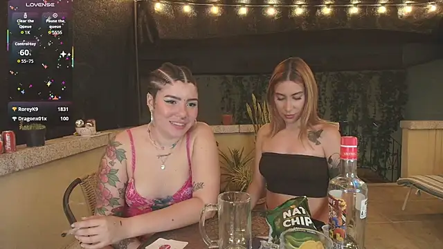 Amy_art live cam on StripChat