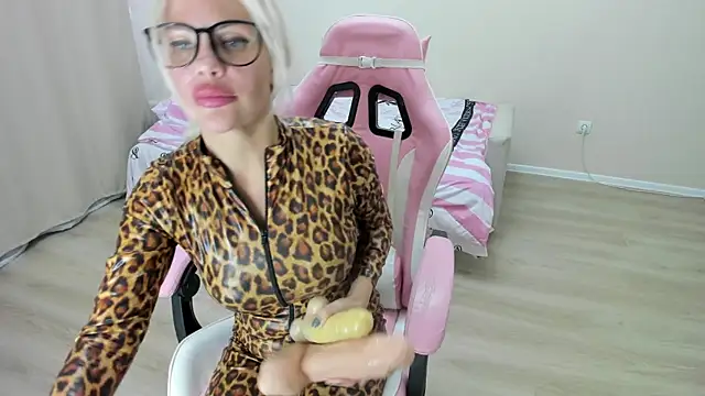 Lika8234 webcam
