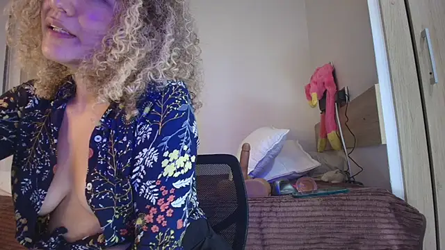 Charlotte11-11 webcam