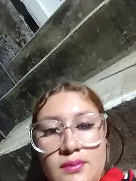 Emily_RoseM webcam