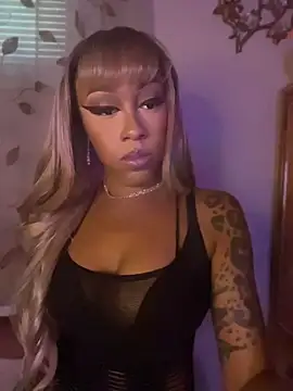 rayemillian live cam on StripChat
