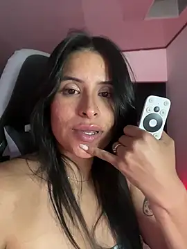 _elektrah live cam on StripChat