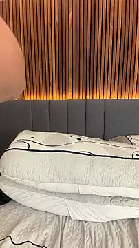 EmiilyAdams_ webcam