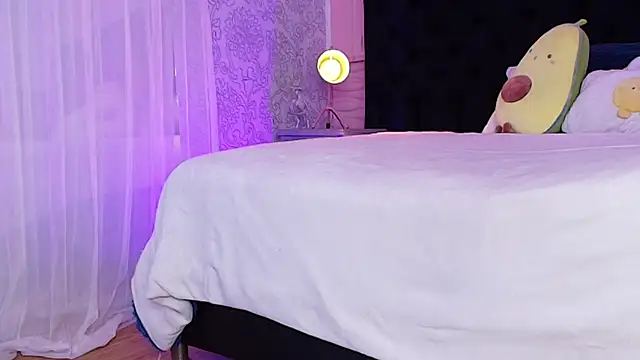 Hada_Blue live cam on StripChat