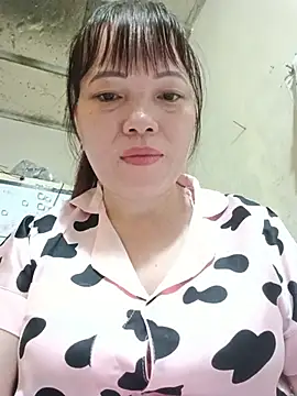 Sana-vn live cam on StripChat