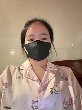 Gwen879 live cam on StripChat