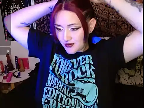 Aitanarus25 webcam