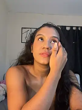 Veronica_M webcam