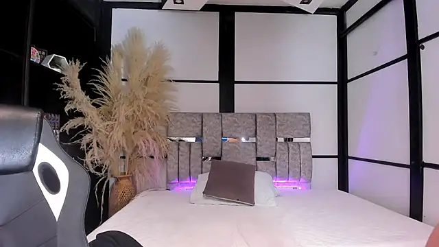 isabela_wolf webcam