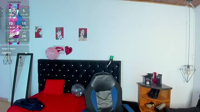 Aliciia_cute1 live cam on StripChat