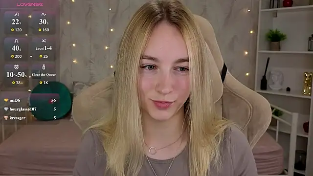 Shy_Polly webcam