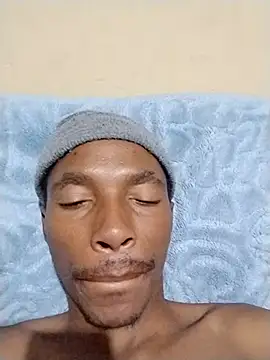 alphamale25 webcam