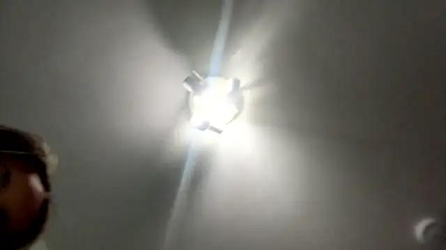 TheOnlyIris webcam