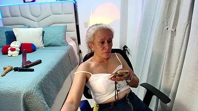 Naty_Stone webcam