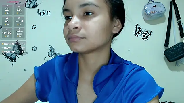liz7skinny live cam on StripChat