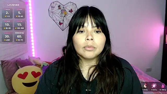 EllieMoonX webcam