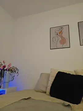 Victoria_Evanss webcam