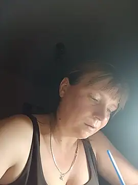 MikkiLove777 webcam