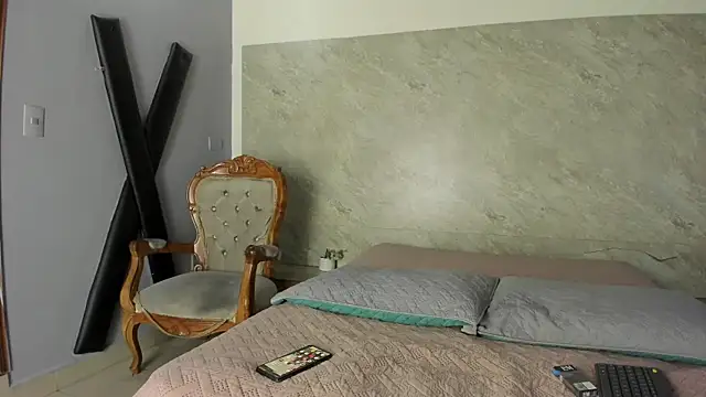 Camilo_Contreras live cam on StripChat