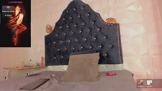 Chloe_moon1 webcam
