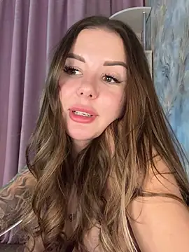 Alina_Vibe_Me webcam