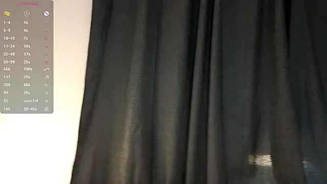 HannaHayles live sex cam