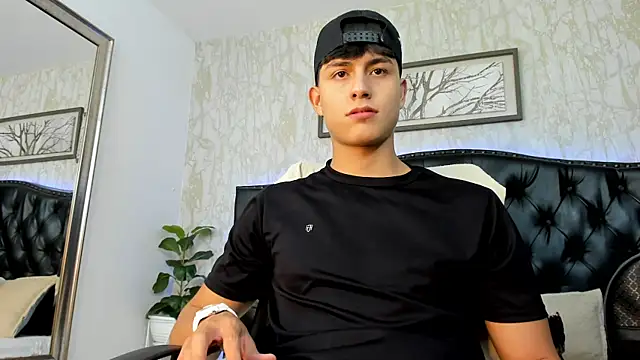Lander_Cruz's live cam