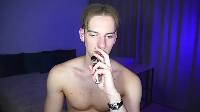 Litmate webcam